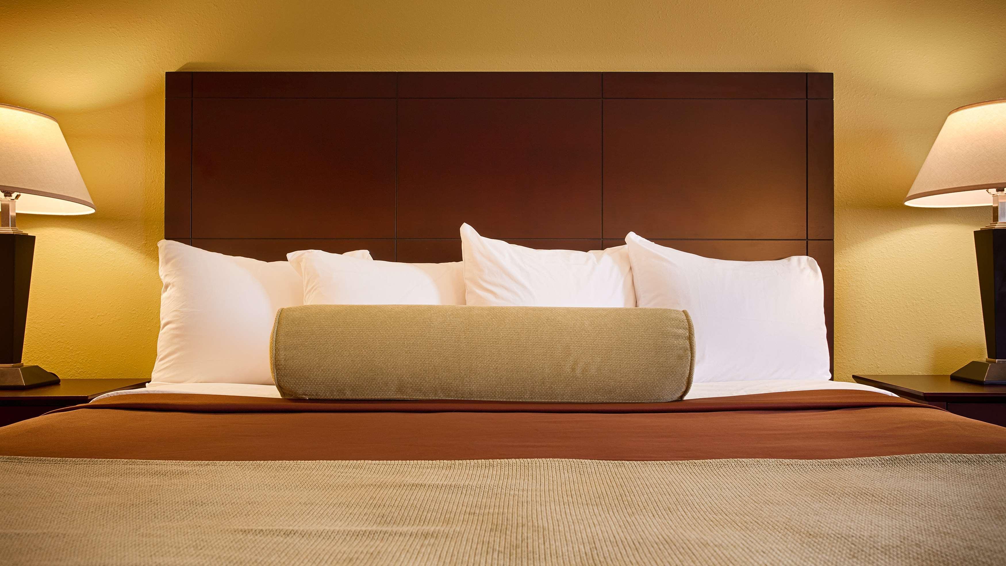 Best Western Plus Executive Inn St. Marys Экстерьер фото