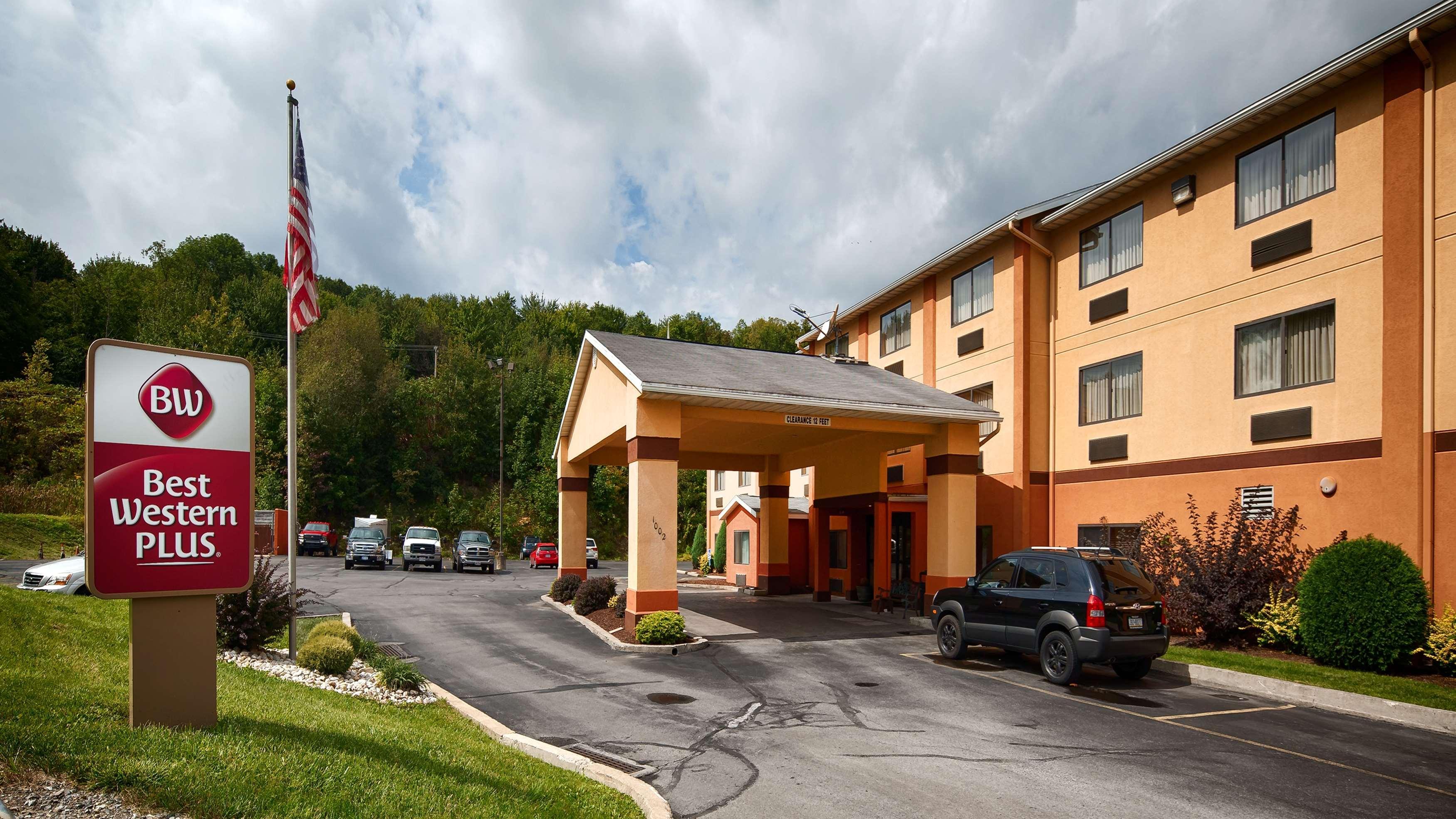 Best Western Plus Executive Inn St. Marys Экстерьер фото